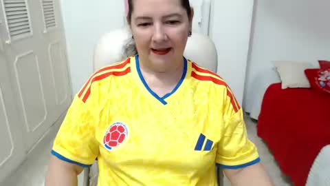 Snapshot of leonela_69 chatting on 06-28-26, 01:55 leonela online show from 06-28-26, 01:55