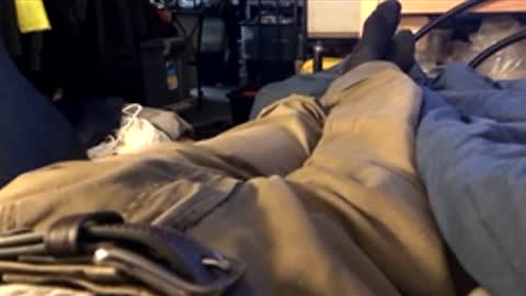 Leon online show from 03-03-26, 04:07