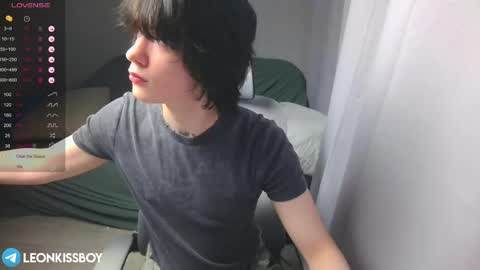 leonkissboy online show from 03-16-26, 10:08