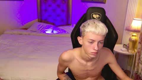 Snapshot of leonlure chatting on 09-28-25, 02:55 leonlure online show from 09-28-25, 02:55