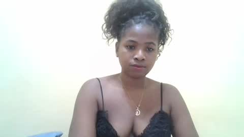 leonnetta online show from 04-22-26, 09:27