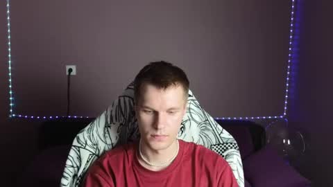 Snapshot of leonnextdoor chatting on 12-30-24, 09:05 Leon online show from 12-30-24, 09:05