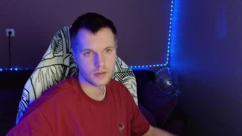 Snapshot of leonnextdoor chatting on 01-05-25, 12:31 Leon online show from 01-05-25, 12:31