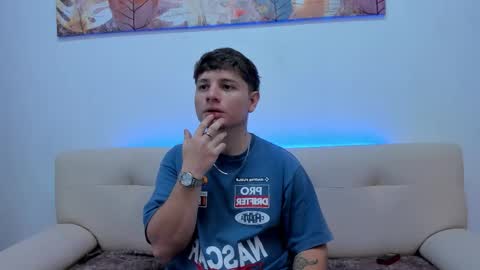 Snapshot of leoo_miller chatting on 10-15-25, 09:15 Leo online show from 10-15-25, 09:15