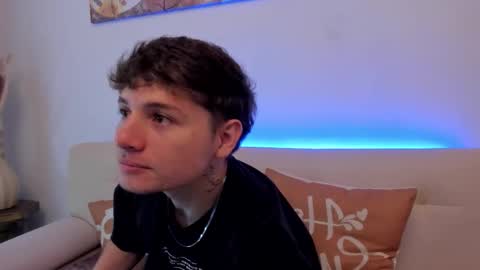 Snapshot of leoo_miller chatting on 10-24-25, 07:54 Leo online show from 10-24-25, 07:54