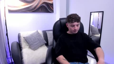 Leo  online show from 12-14-25, 04:29