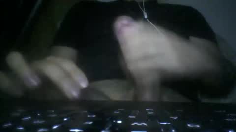 leoonel_95 online show from 12-20-25, 05:47