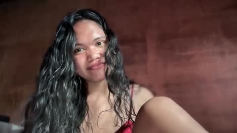 Jenn online show from 01-15-26, 04:06