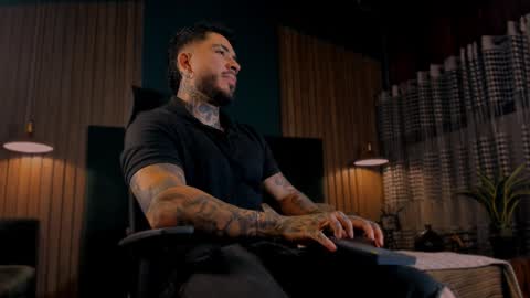 Leo Salvatore online show from 02-04-25, 04:05