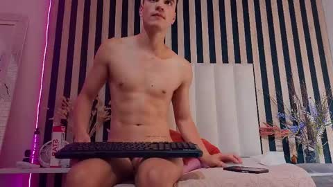 leotease online show from 05-15-26, 11:23