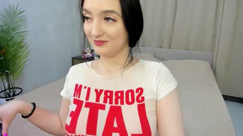 Snapshot of lesley_wins chatting on 11-14-25, 04:33 Lesley online show from 11-14-25, 04:33