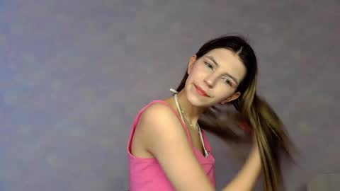 Snapshot of lesleycharm chatting on 04-01-26, 09:54 Lesley online show from 04-01-26, 09:54