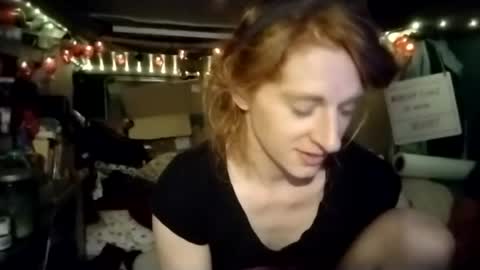 Snapshot of lesleygumgrass chatting on 06-14-26, 07:54 LesleyGumGrass- The Boring Trans girl online show from 06-14-26, 07:54