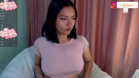 Snapshot of leslie__anderson chatting on 01-29-25, 04:26 Leslie online show from 01-29-25, 04:26