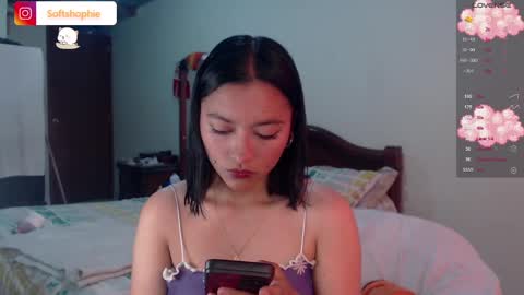 Snapshot of leslie__anderson chatting on 02-12-25, 08:50 Leslie online show from 02-12-25, 08:50