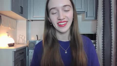 Snapshot of leslie_my_lovee chatting on 09-29-25, 07:19 LESLIE online show from 09-29-25, 07:19