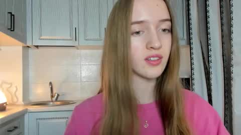 Snapshot of leslie_my_lovee chatting on 11-14-25, 08:07 LESLIE online show from 11-14-25, 08:07