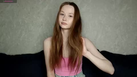 Snapshot of leslyshie chatting on 02-22-26, 05:11 Alice online show from 02-22-26, 05:11