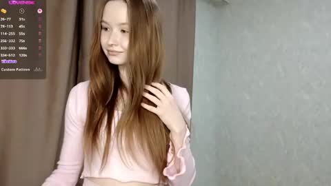Snapshot of leslyshie chatting on 04-30-26, 07:31 Alice online show from 04-30-26, 07:31