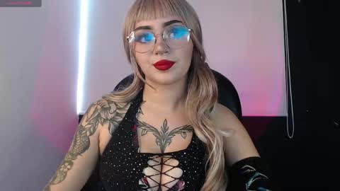 Less  online show from 06-05-26, 06:02