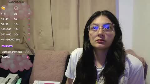 lessliee online show from 05-03-26, 09:04