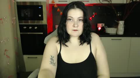 Alison online show from 02-17-25, 01:47