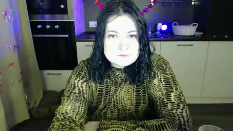 Alison online show from 02-24-25, 01:35
