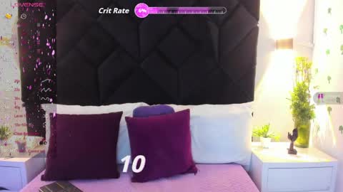 letiziia online show from 04-15-26, 07:43