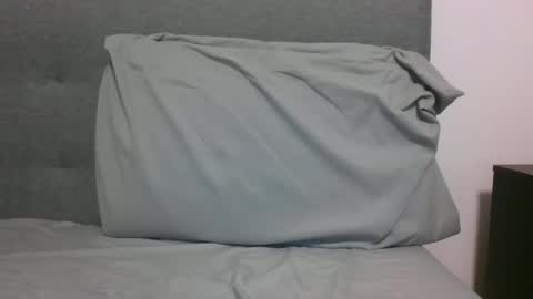 lets_play143 online show from 04-14-26, 12:49