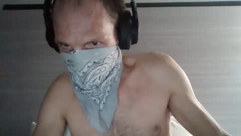 letslookateach online show from 12-03-24, 01:08