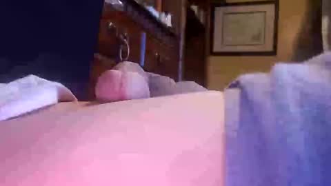 letslookateach online show from 02-11-25, 05:58