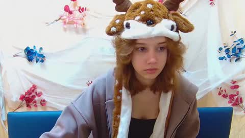 Snapshot of letty_curly chatting on 12-18-24, 06:10 letty_curly online show from 12-18-24, 06:10