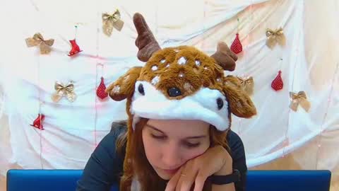 Snapshot of letty_curly chatting on 12-29-24, 03:13 letty_curly online show from 12-29-24, 03:13