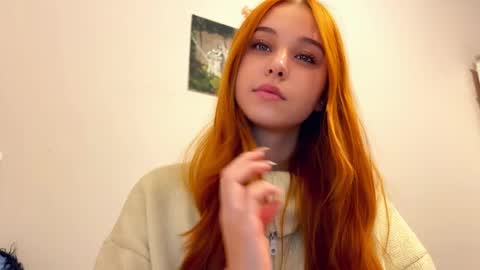 Snapshot of lettygherardini chatting on 02-19-26, 05:42 Lola online show from 02-19-26, 05:42