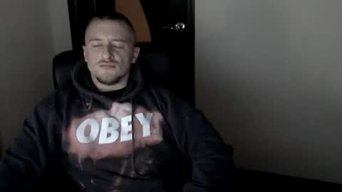 lev1ngston online show from 01-26-25, 04:09