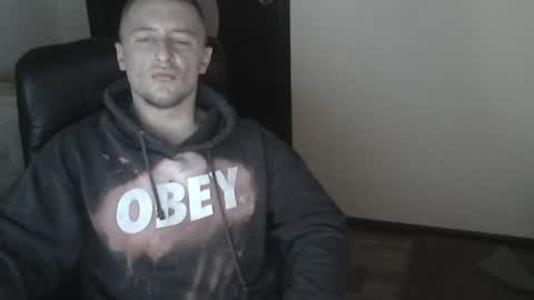 lev1ngston online show from 02-01-25, 10:48