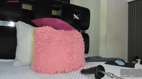 levana1 online show from 01-15-26, 03:22