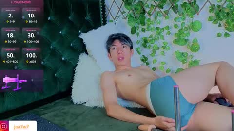 Levi  online show from 11-24-25, 02:39