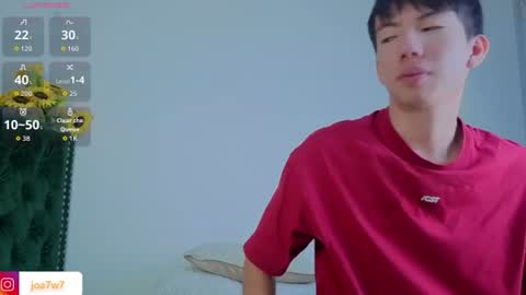 Snapshot of levi_ackermann1 chatting on 06-08-26, 09:15 Levi online show from 06-08-26, 09:15