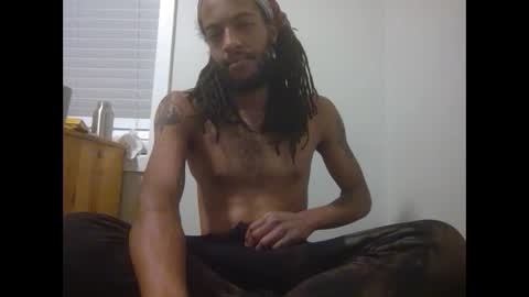Snapshot of levitt_pearse chatting on 12-10-24, 02:48 Levitt Pearse online show from 12-10-24, 02:48