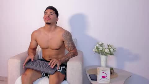 lewis online show from 05-06-26, 08:36
