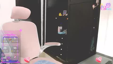 Snapshot of lexi19_ chatting on 05-18-26, 11:21 lexi19_ online show from 05-18-26, 11:21