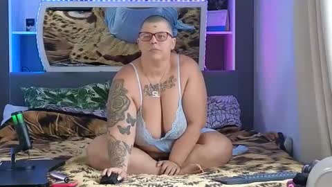 Snapshot of lexi2810 chatting on 09-14-25, 09:41 Lexi und Lex online show from 09-14-25, 09:41