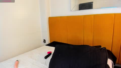 Snapshot of lexi_howard_ chatting on 01-17-25, 06:57 Lexi Howard online show from 01-17-25, 06:57