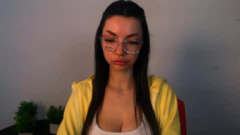 Alexia online show from 05-04-26, 12:56