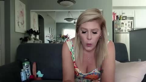 Lexi online show from 09-17-25, 07:15