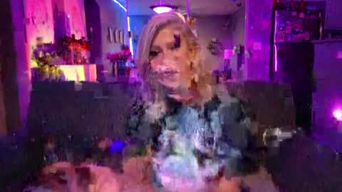Snapshot of lexi_shocker chatting on 05-07-26, 07:14 Lexi online show from 05-07-26, 07:14