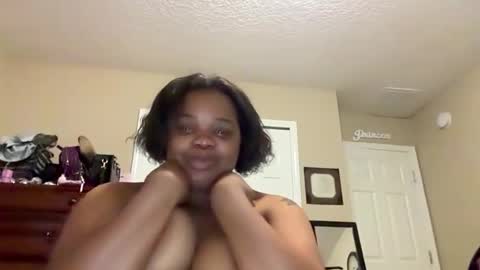 Lexietheweirdo online show from 04-25-26, 12:24