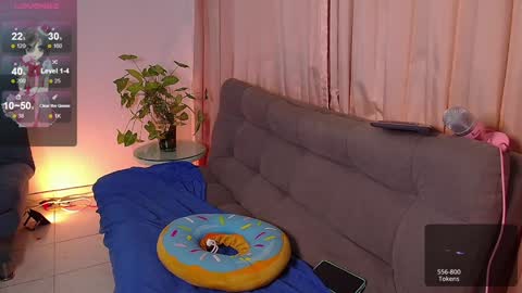 Snapshot of lexie_babe chatting on 12-16-24, 05:27 Lexie Thompson 8pm 0000am -5 online show from 12-16-24, 05:27