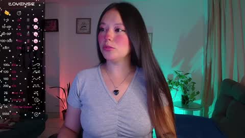 Snapshot of lexie_babe chatting on 02-07-25, 03:23 Lexie Thompson 8pm 0000am -5 online show from 02-07-25, 03:23